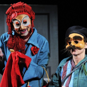Création de masques de théâtre