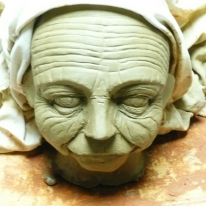 Création de masques de théâtre